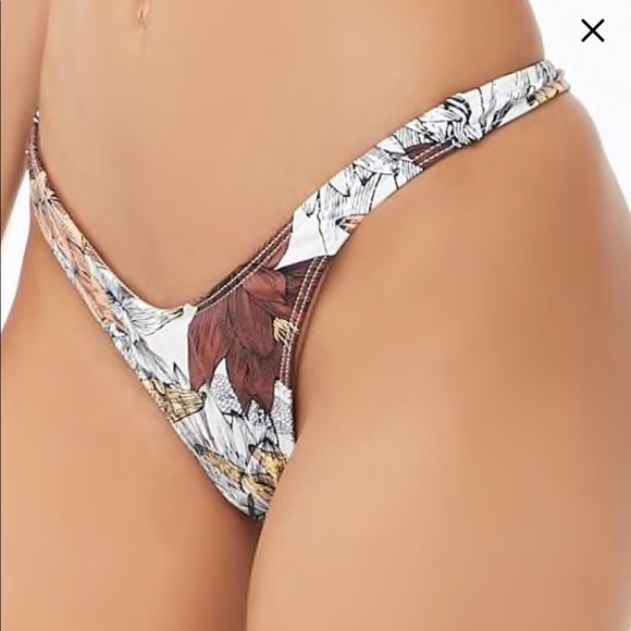 Floral print bikini top + matching thong bottom - Picture 5 of 6